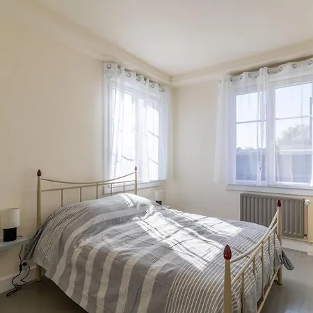 Familial Pour 8 Pers. A Aubin De Luigne - Fr-1-622-117 Feriehus