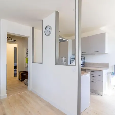 Familial Pour 8 Pers. A Aubin De Luigne - Fr-1-622-117 Ferienhaus